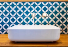 6 бюджетных способов преобразить вашу ванную комнату, о которых вы пока не задумывались