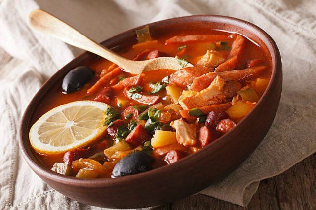 Как приготовить вкусную солянку в домашних условиях – лучшие рецепты с фото 