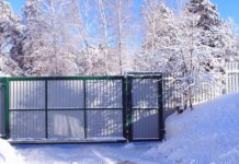 Как сделать ворота из профнастила – советы по сооружению и монтажу