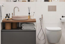 От сталинки до новостройки: 12 готовых планировок ванной комнаты и советы по обустройству