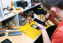 Как подготовить телефон к ремонту в сервисном центре?