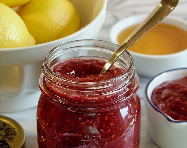 12 рецептов невероятно вкусного малинового варенья на зиму 