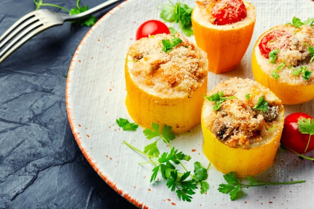 Чем фаршировать кабачки: 7 начинок на любой вкус 