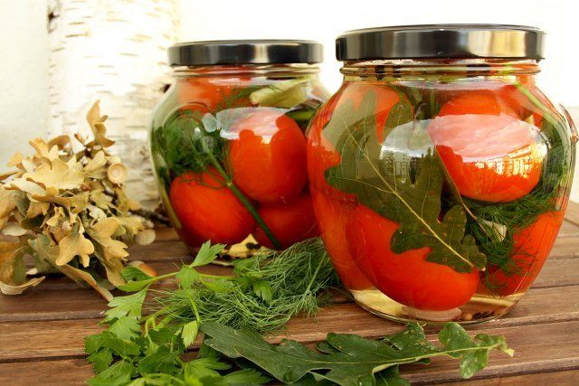 7 потрясающих рецептов маринованных помидоров на любой вкус (с фото) 
