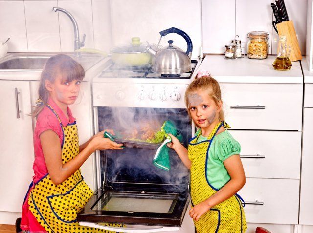 Можно ли класть в компостную яму гнилые яблоки и другие подгнившие продукты? 