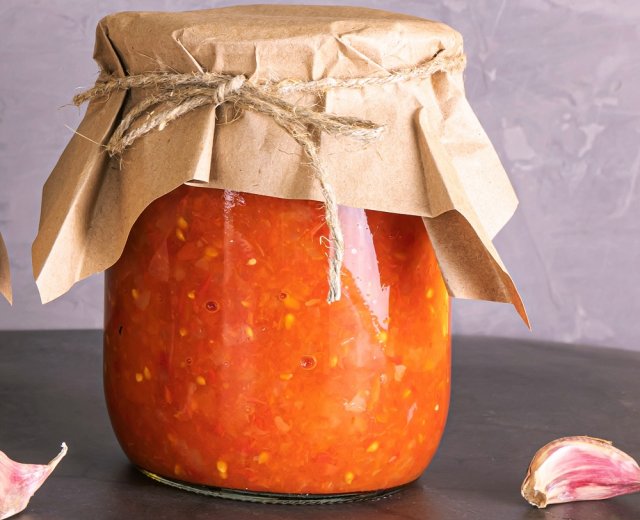 Самые простые и вкусные салаты из кабачков на зиму 