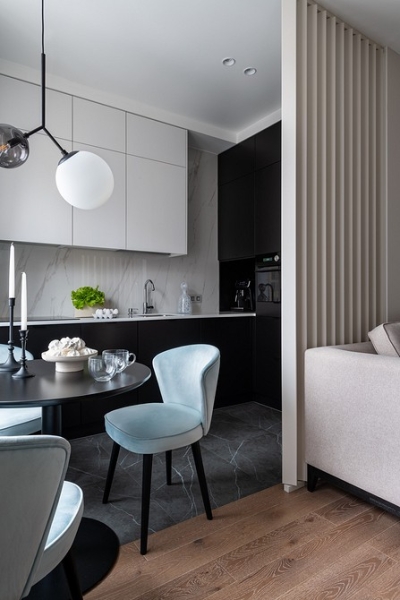 Как дизайнер сделала из стандартной однушки почти двушку: уютный интерьер квартиры 49 кв. м