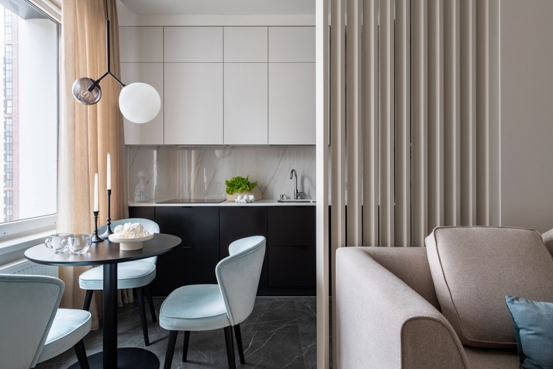 Как дизайнер сделала из стандартной однушки почти двушку: уютный интерьер квартиры 49 кв. м