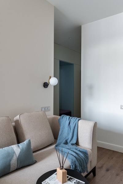 Как дизайнер сделала из стандартной однушки почти двушку: уютный интерьер квартиры 49 кв. м