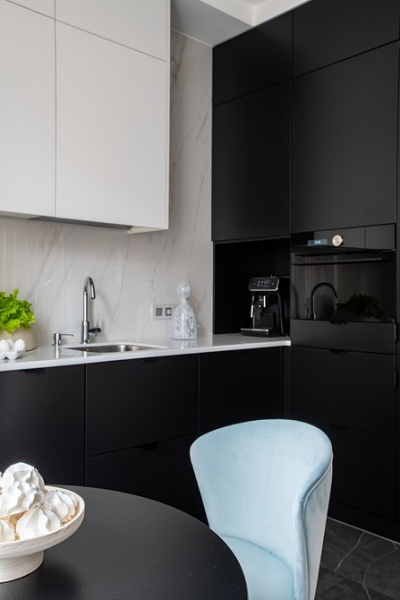 Как дизайнер сделала из стандартной однушки почти двушку: уютный интерьер квартиры 49 кв. м