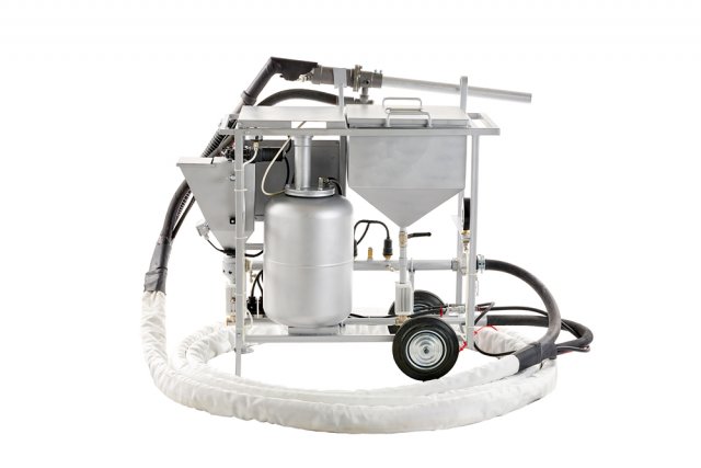 Как очистить дом от старой краски: решения для дерева, металла и бетона 