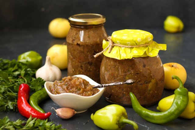 Заготовки с орехами на зиму – самые лучшие рецепты 