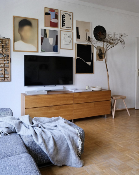 5 вау-идей для оформления стены с телевизором