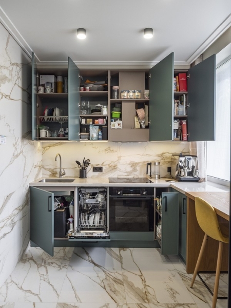 Как оформить хранение в квартире: реальный пример двушки на Арбате (плюс фото до и после)