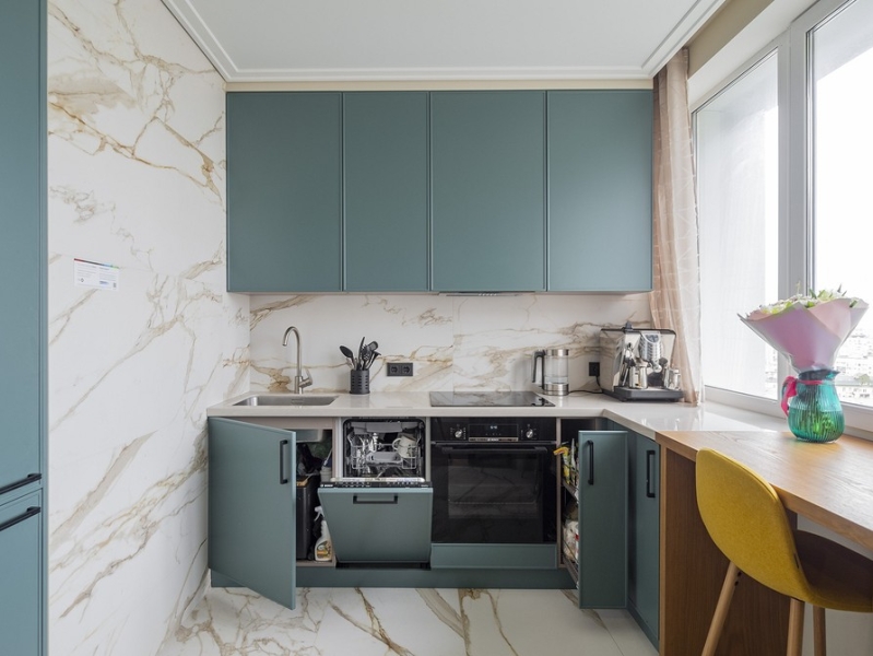 Как оформить хранение в квартире: реальный пример двушки на Арбате (плюс фото до и после)