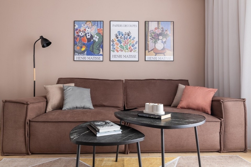 Яркие цвета и бюджетный декор: однушка 34 кв. м для молодой пары | ivd.ru