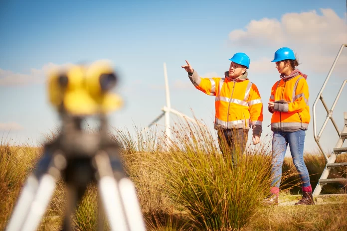 people-near-a-wind-turbine (1)