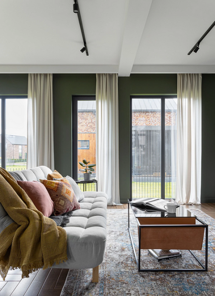 Кухня-гостиная в частном доме: идеи обустройства и примеры проектов с планировками (90 фото)