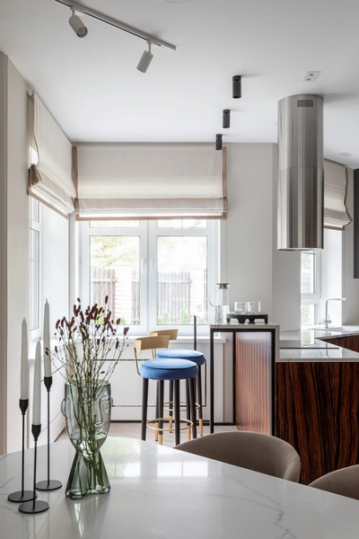 Кухня-гостиная в частном доме: идеи обустройства и примеры проектов с планировками (90 фото)