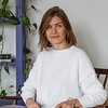 Спросили дизайнеров: 7 любимых способов оформить окно на кухне шторами