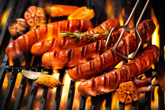 Что запечь на гриле и в мангале, если лень возиться с мясом и рыбой: 10 "вкусных" идей 