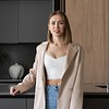 Кухня и кабинет в шкафу, двери для кота и много других классных идей! Квартира 66 кв. м для семьи
