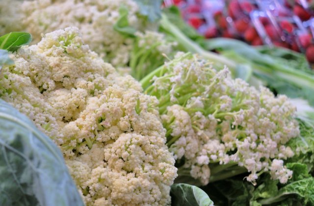 Чем брокколи отличается от цветной капусты 