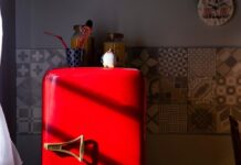 Их нельзя оставлять: 6 предметов, которые нужно выбросить при покупке готовой квартиры