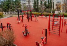 Какое оборудование выбрать для спортивной площадки?