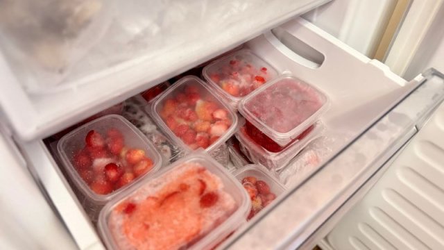 6 способов заготовки клубники 