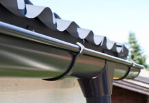 Что представляет собой водосточный желоб?