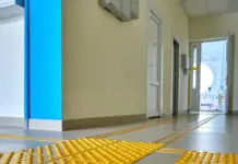 Виды тактильной плитки для инвалидов и ее применение