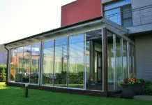 Преимущества раздвижных окон для террасы