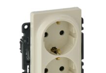 Двойная розетка: необходимость или вынужденная мера? Самостоятельно подключение