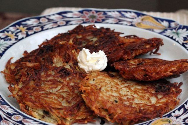 8 несложных и невероятно вкусных блюд из молодой картошки 