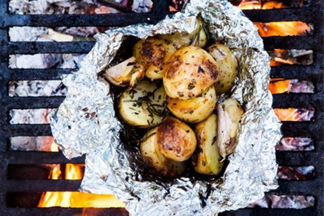 8 несложных и невероятно вкусных блюд из молодой картошки 