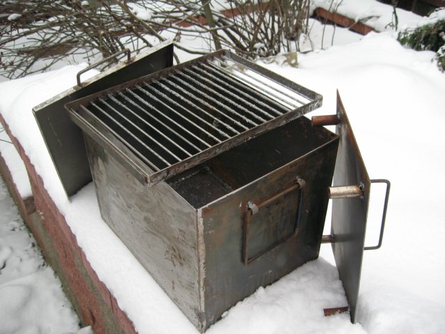 Коптильня своими руками – 4 простых варианта 