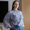 Спокойная палитра и функциональная планировка: квартира 49 кв. м для молодой девушки | ivd.ru
