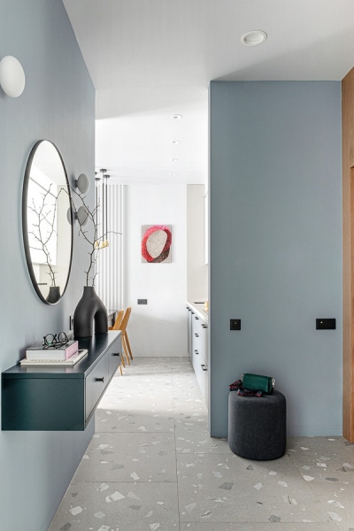 Светлый, но не скучный: интерьер для семьи с двумя детьми | ivd.ru