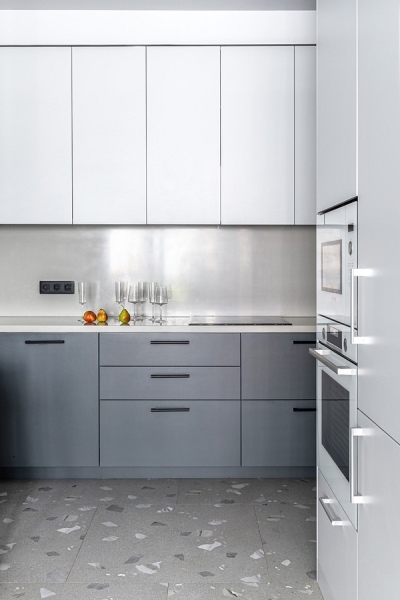 Светлый, но не скучный: интерьер для семьи с двумя детьми | ivd.ru