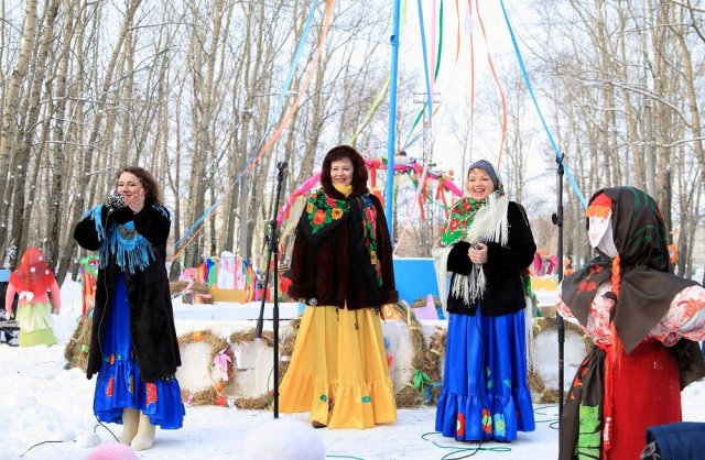 Встречаем Масленицу: забавы на каждый день 
